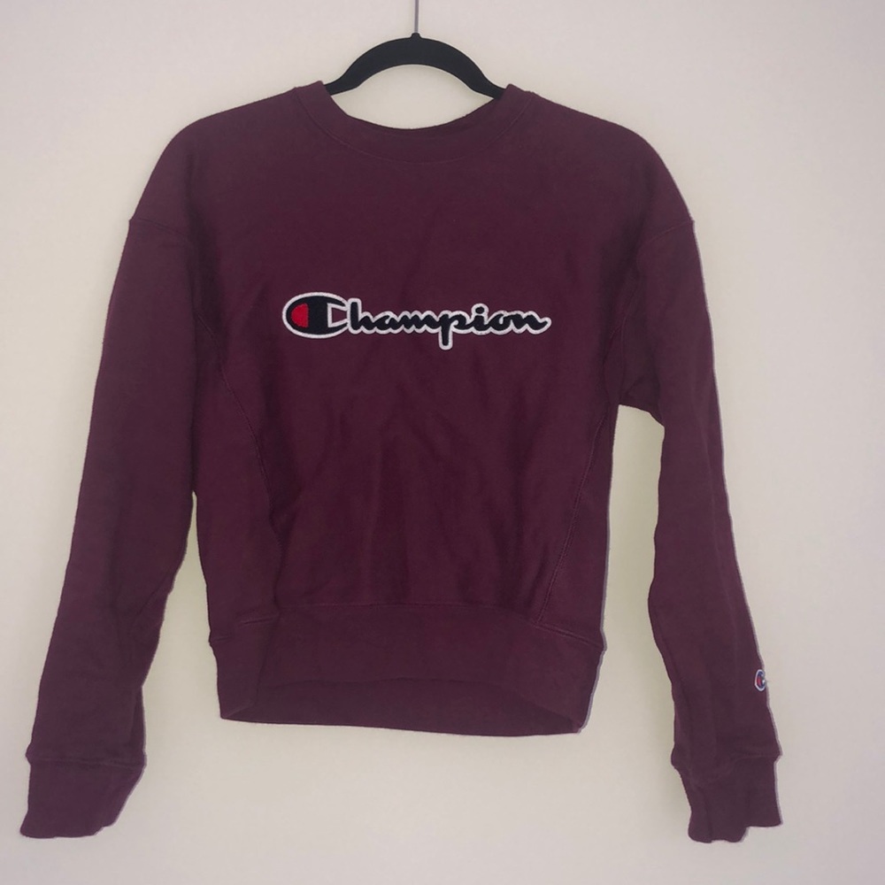 Maroon crew neck sweater